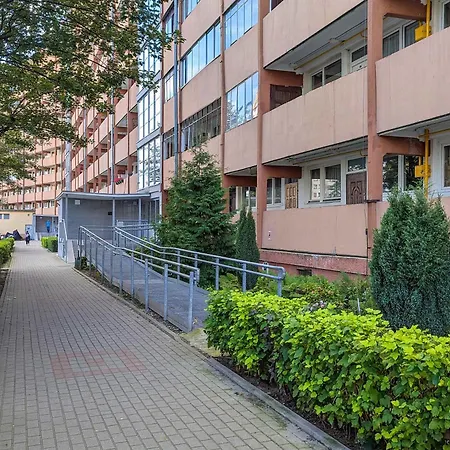 Apartment Piekny Sloneczny Blisko Plazy Dla 4 Osob By Renters Danzig
