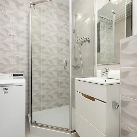 Piekny Sloneczny Blisko Plazy Dla 4 Osob By Renters Apartman *