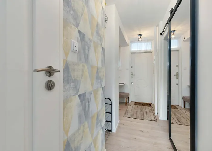 Piękny Słoneczny Blisko Plaży Dla 4 Osób By Renters Apartamento